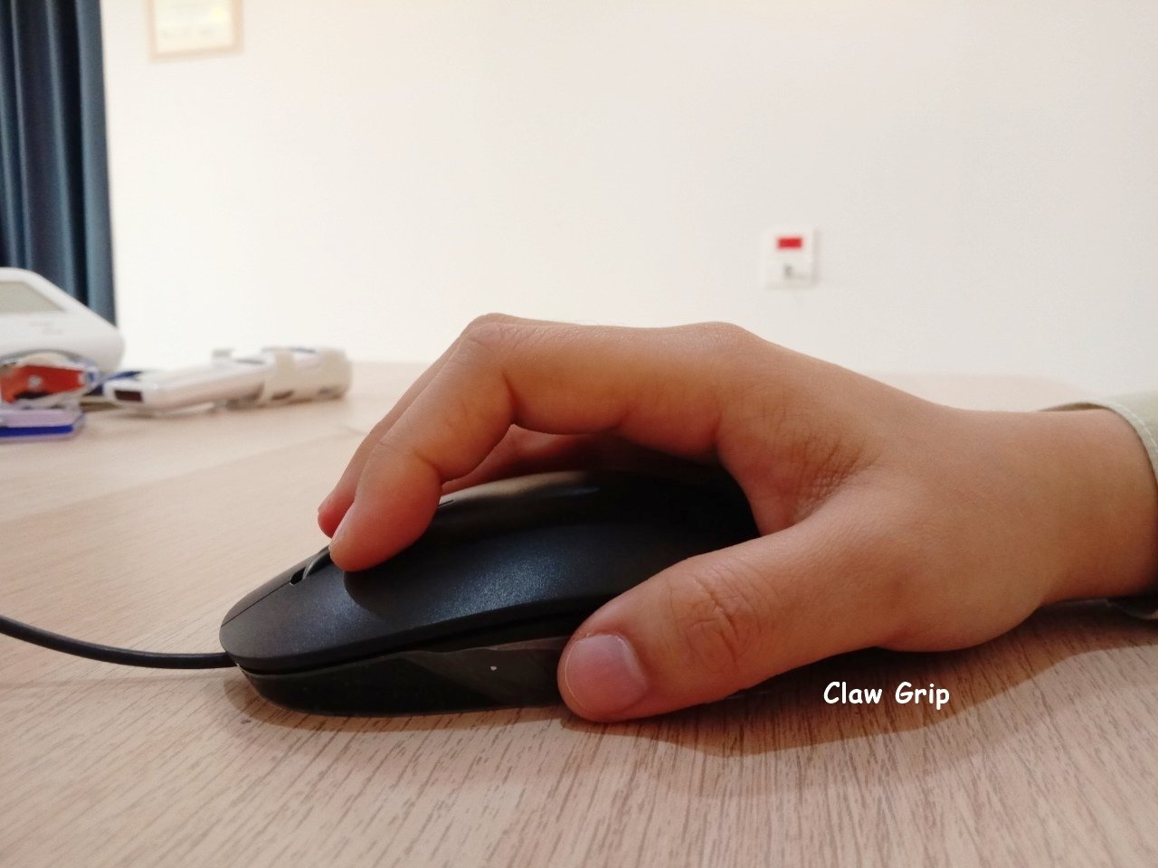 Claw Grip